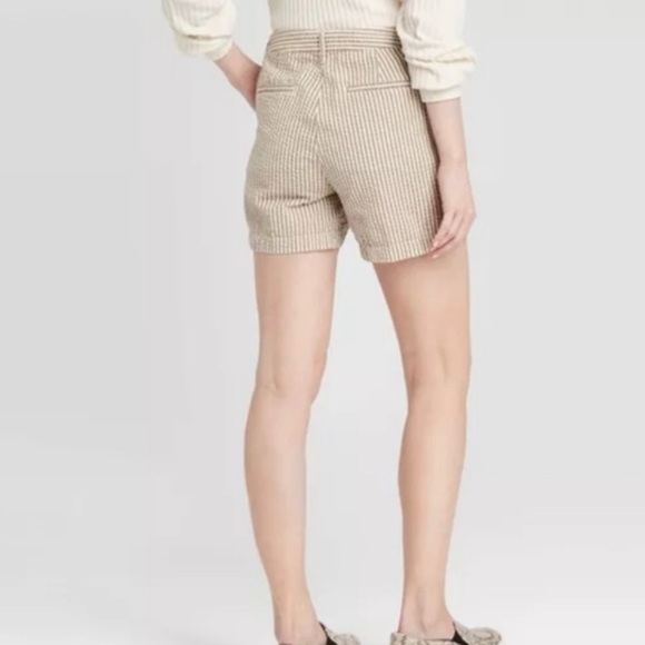 A NEW DAY Seersucker Striped Chino Shorts in Tan & Brown Stripe Coastal Size 6 - Picture 4 of 7
